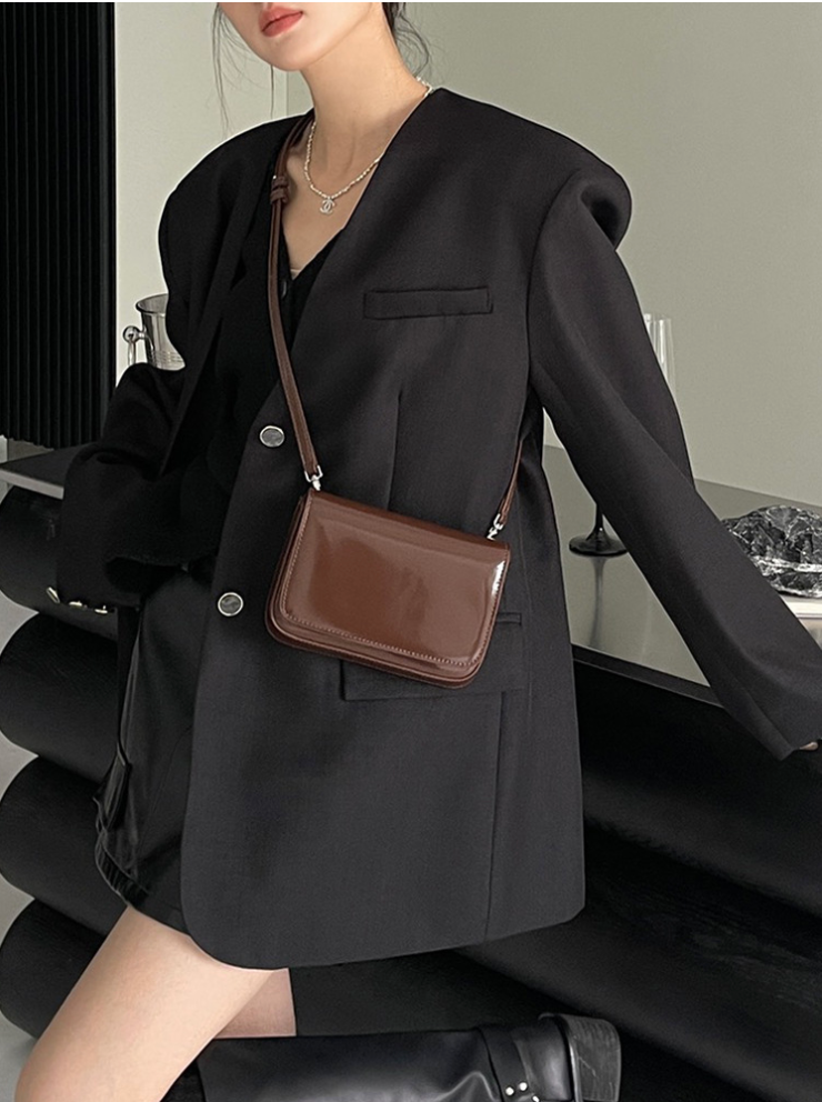 Shoulder Bag in Leather