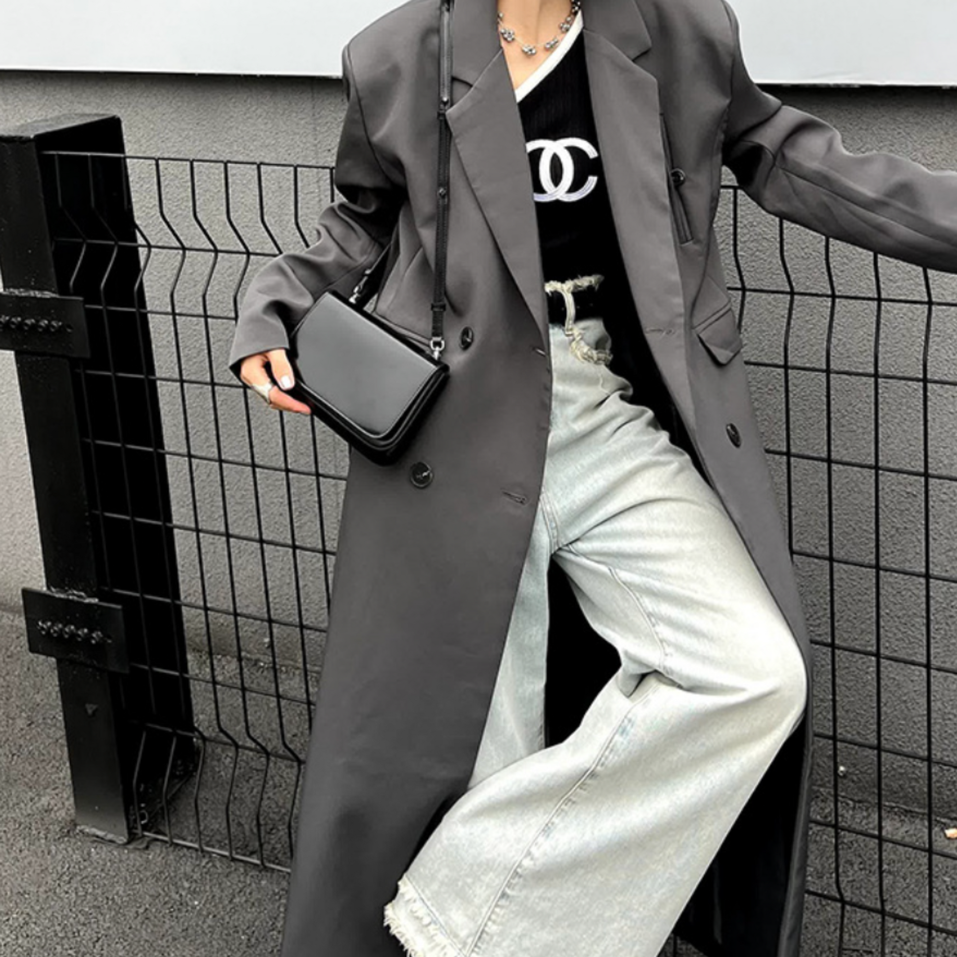 Shoulder Bag in Leather