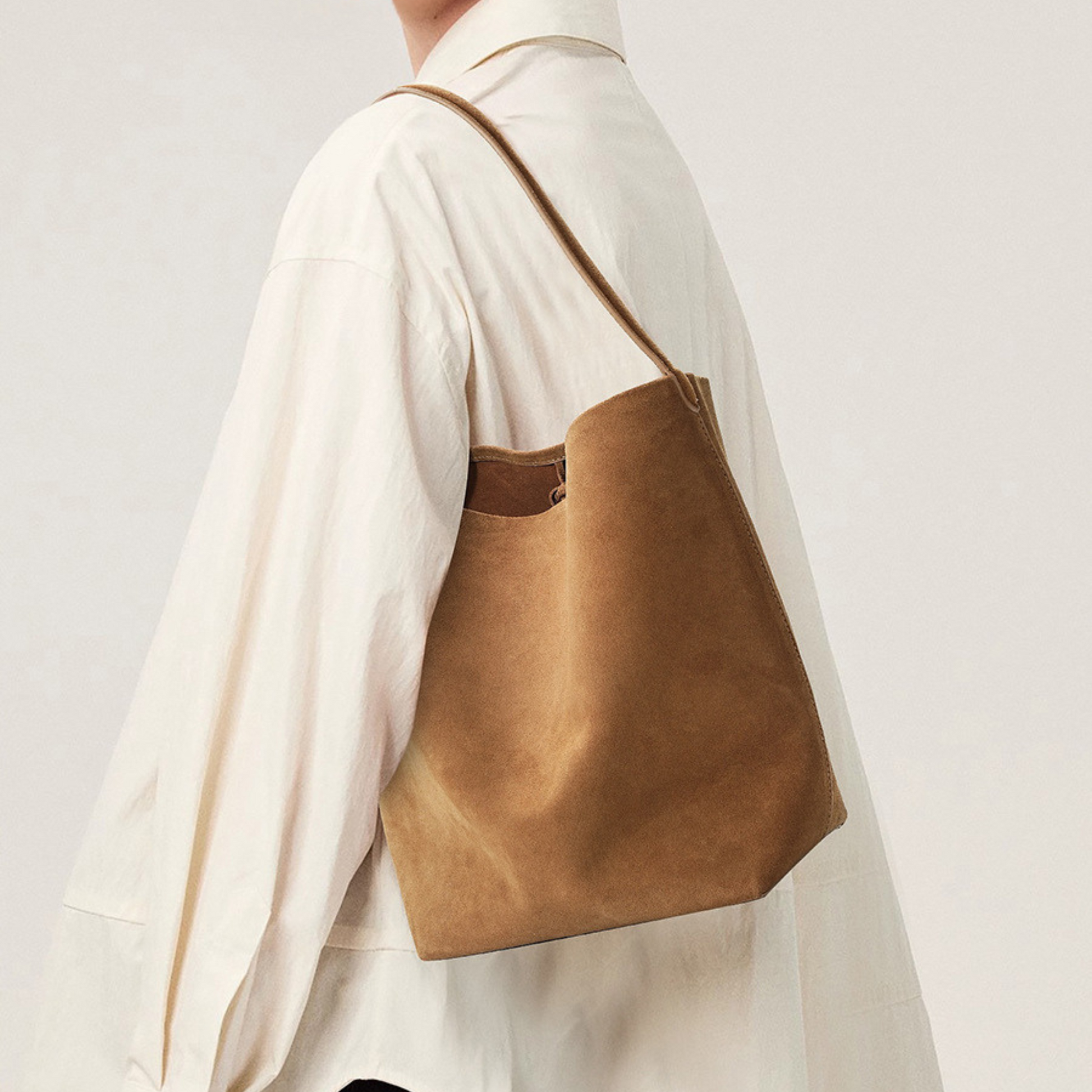 Tote Bag in Suede